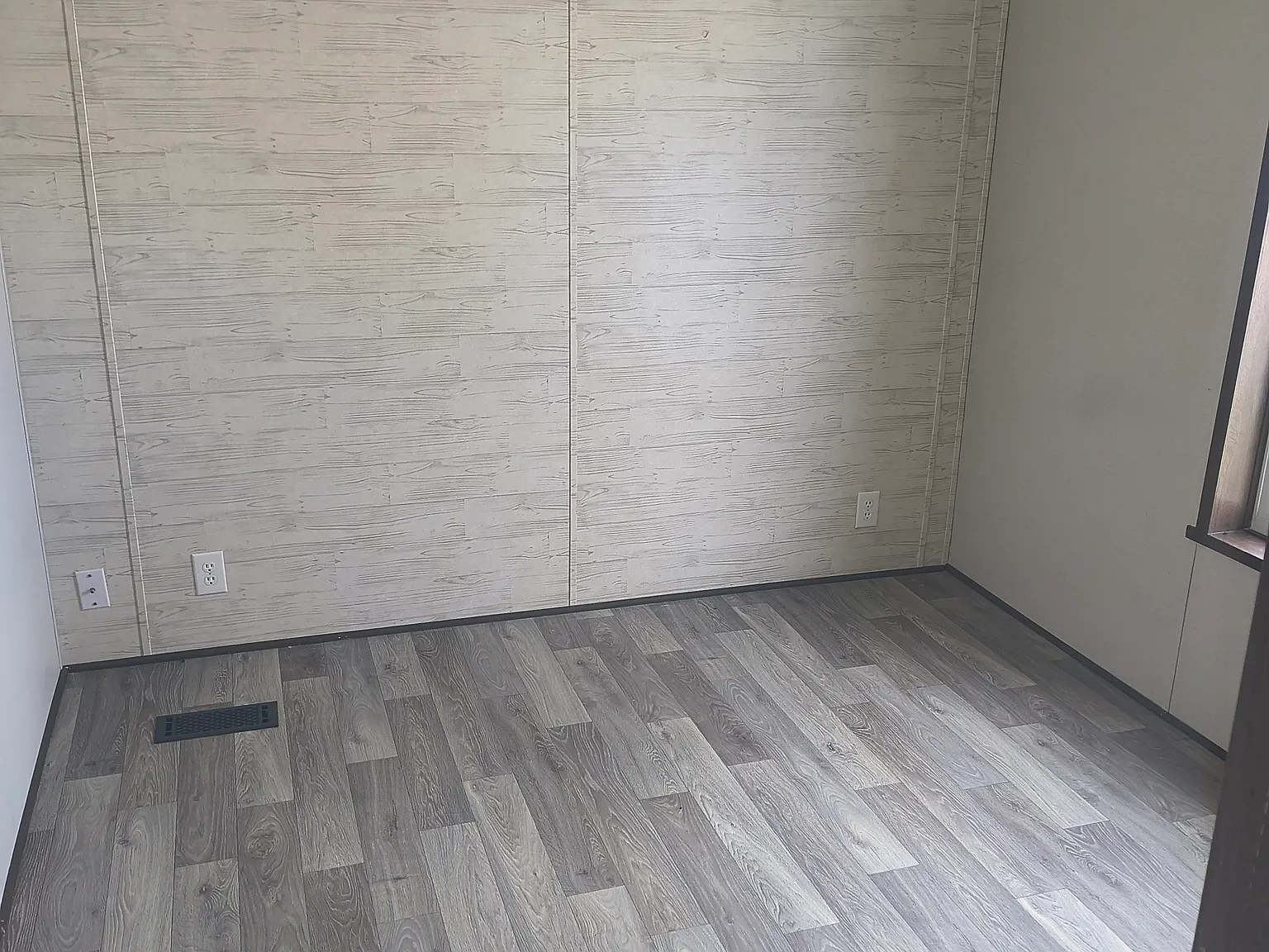 2 bed, 880 sqft, $800 — Photo 4