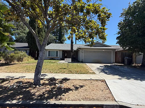 7378 Phinney Way Photo 1