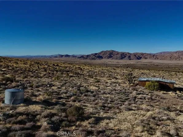 727 Silver Creek Rd, Lucerne Valley, CA 92356