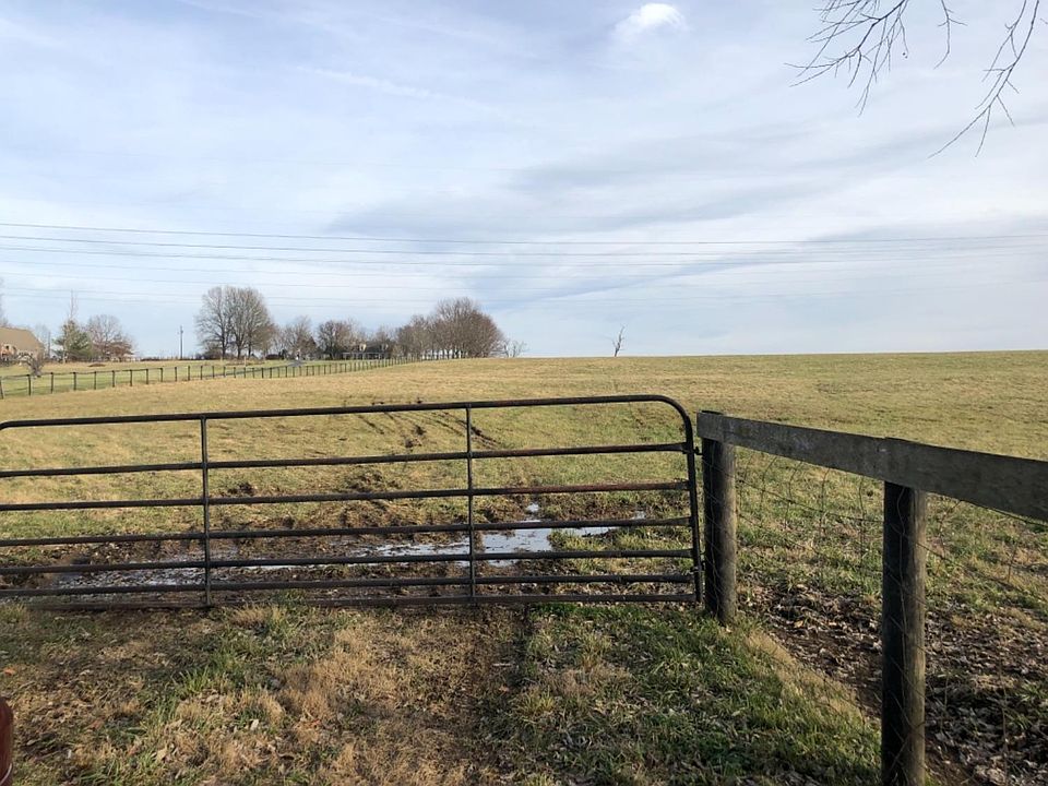 1st image of 13 James Ln