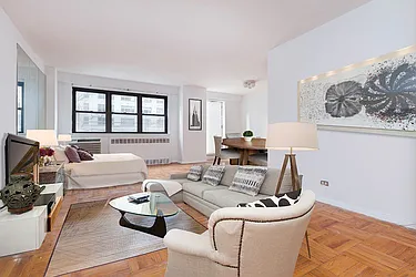 Rented by Level Group