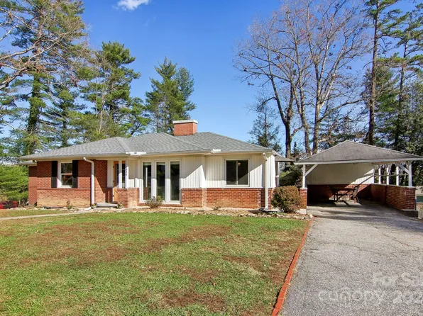 1034 Sylvan Blvd, Hendersonville, NC 28791