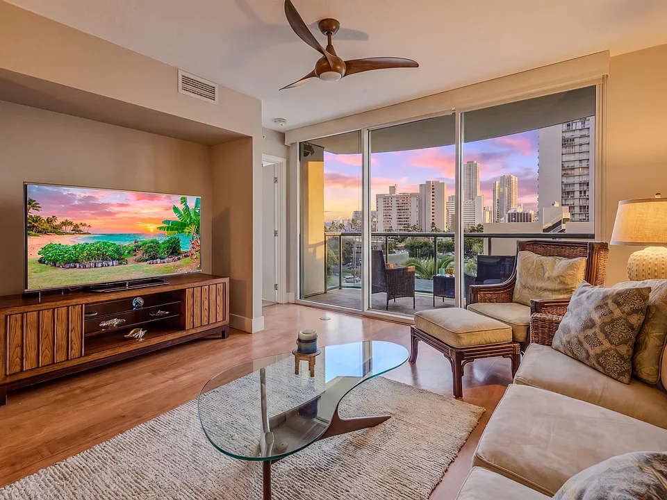 1837 Kalakaua Ave #703