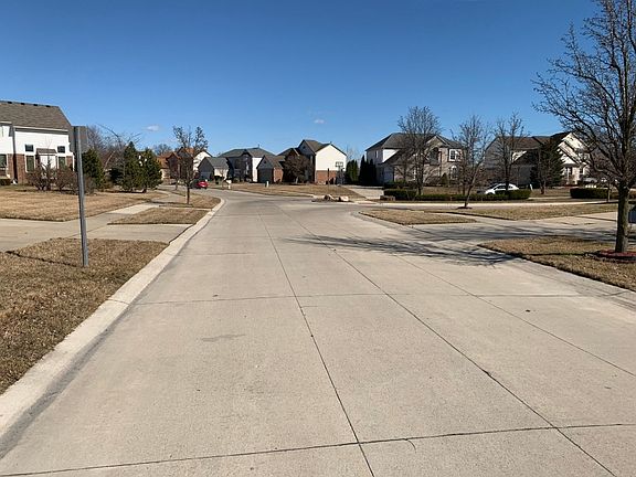 5th image of 9349 W Walden Dr