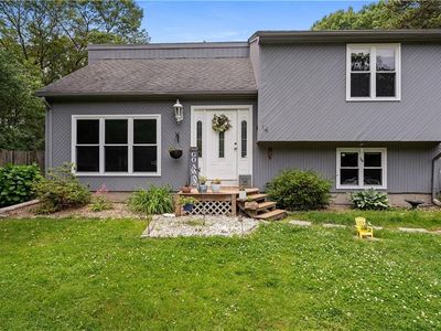 14 Deer Run Dr, Coventry, RI, 02816