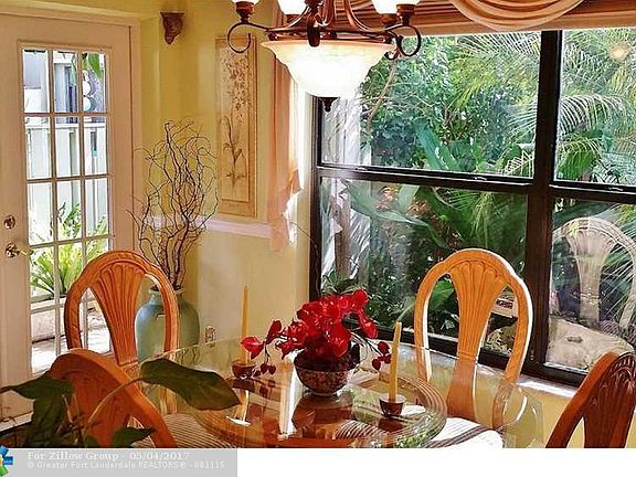 5th image of 6001 Bayview Dr