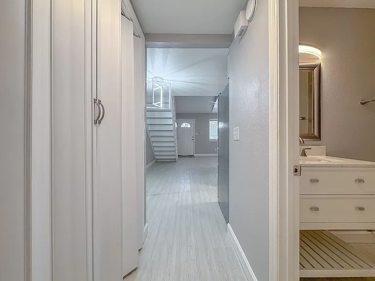 2465 Talco Hills Dr #C — Photo 33
