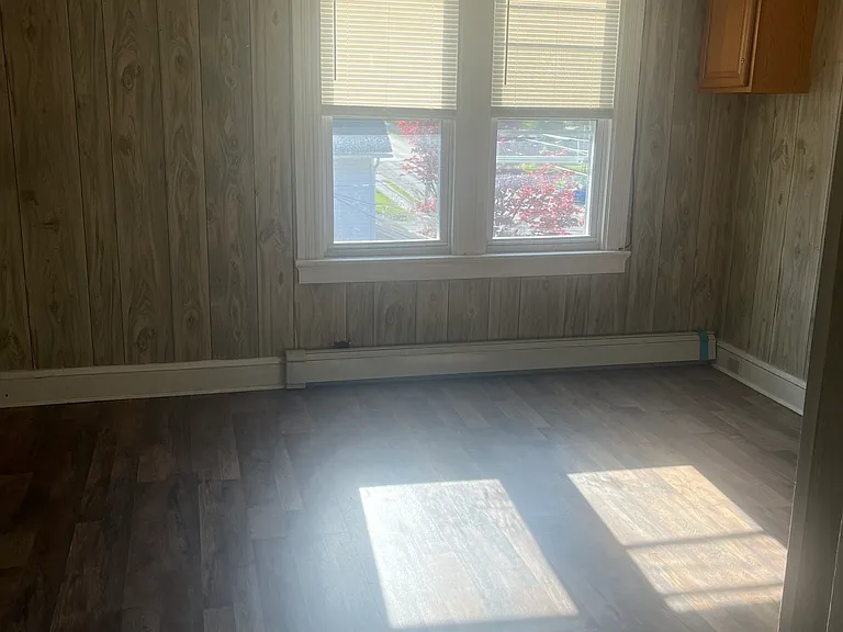 23 Highland Ave — Photo 7