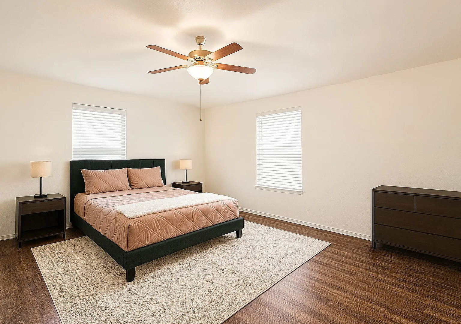5 Bedroom, 2.5 bath in Killeen — Photo 4