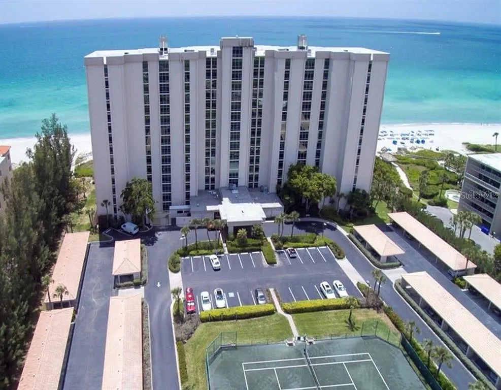 2425 Gulf Of Mexico Dr — Photo 1