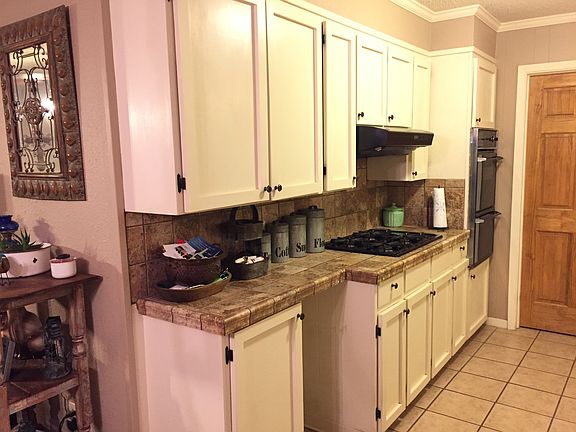 4th image of 205 Park Dr