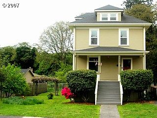 Newly painted in 2006/2007