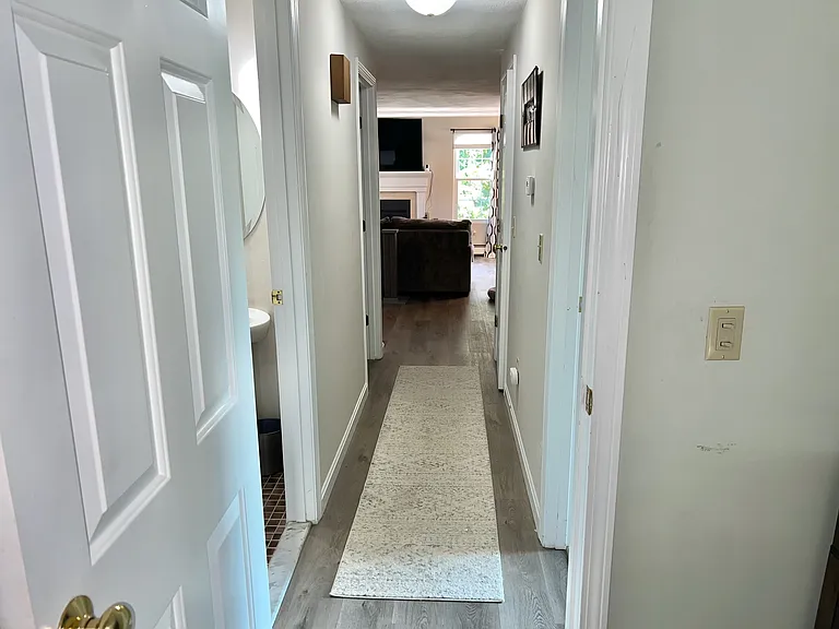 29 Swan Ct #C — Photo 12