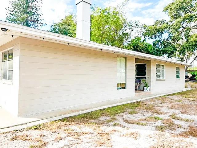 2 bed, 927 sqft, $1,700 — Photo 2