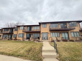 903 Lakeshore Dr #4, Storm Lake, IA 50588