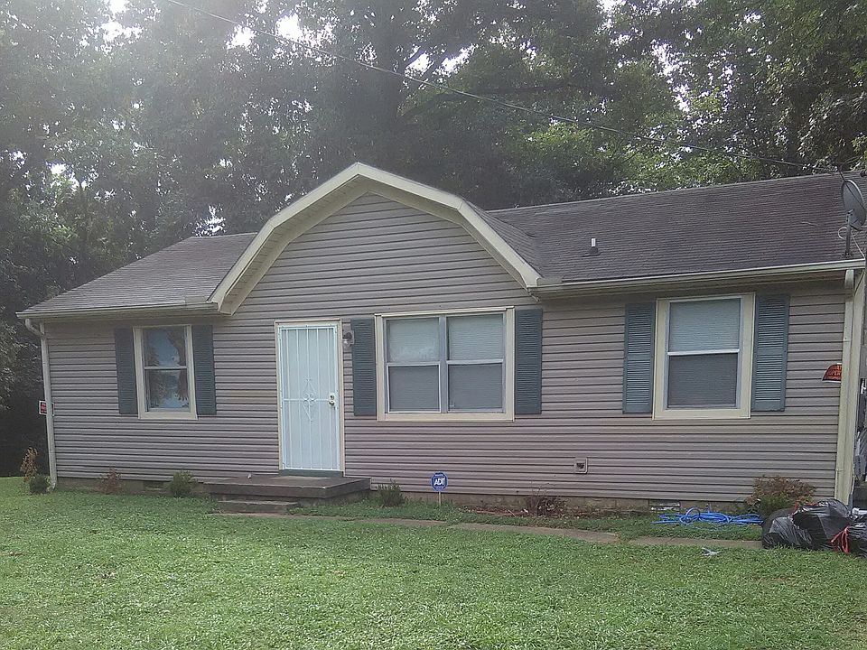 1st image of 302 Barkwood Dr