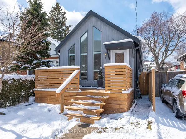 8 Bryant Ave, Toronto, ON M4C 5G8