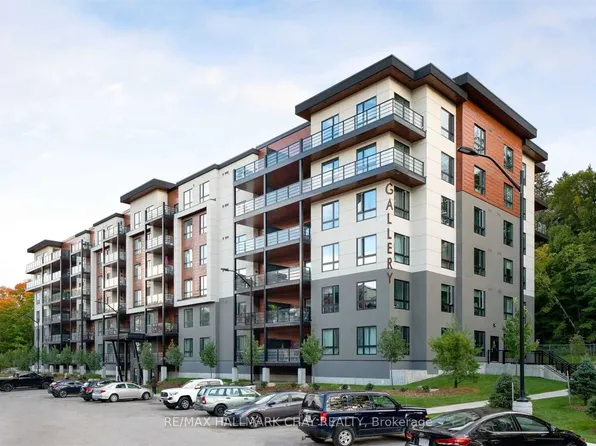 304 Essa Rd Unit 403, Barrie, ON L9J 0H4