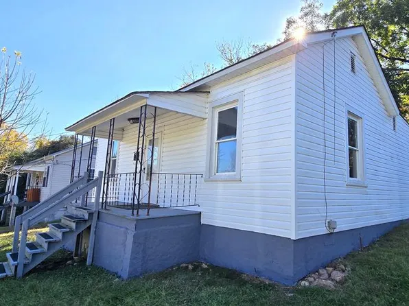 45 Garland St, Danville, VA 24541