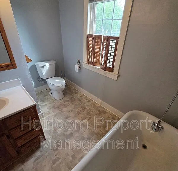 104 Morley Pkwy — Photo 9