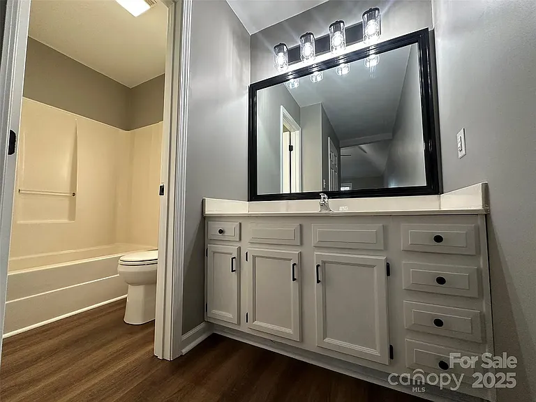 75 Eden St NW — Photo 10