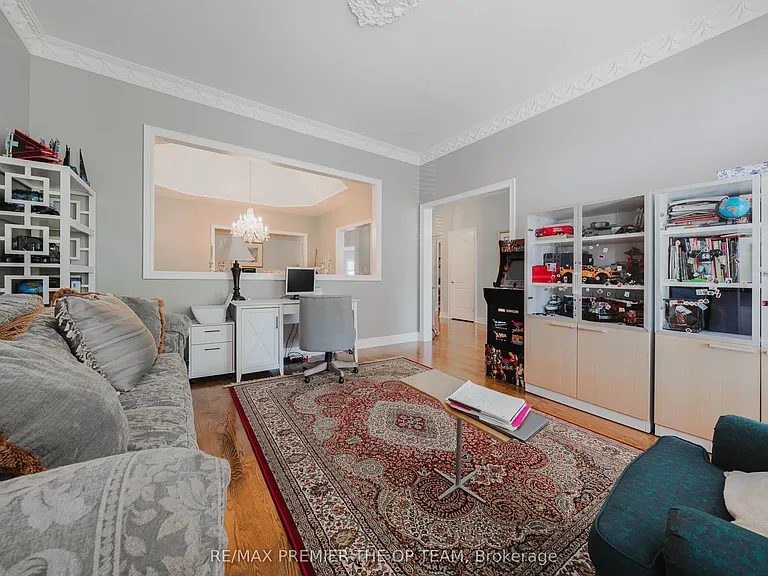56 Park Ridge Dr #UPPER — Photo 9