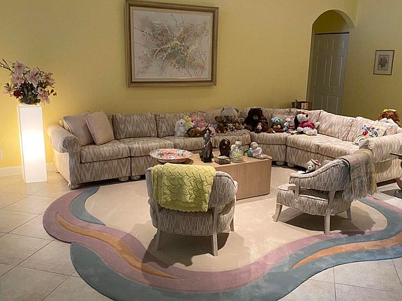 4th image of 10111 Diamond Lake Drive