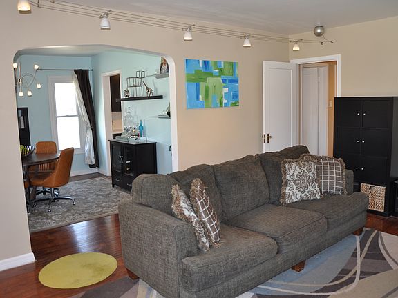 5th image of 464 E Emerson Ave