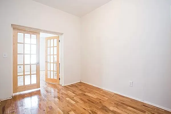 Rented by EXR | media 5