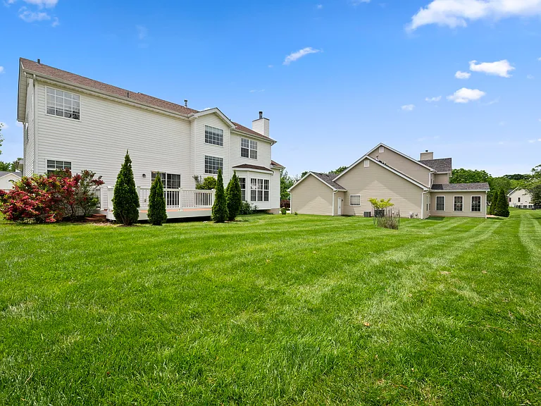 34 Bonhomme Richard Ct — Photo 47
