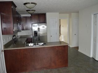 1600 Variance Dr, Clarksville, TN 37042