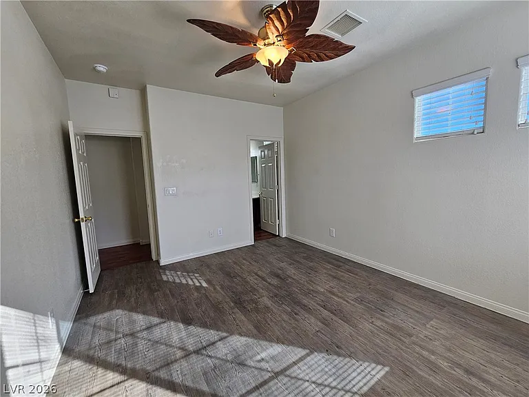 10134 Reflection Brook Ave — Photo 41