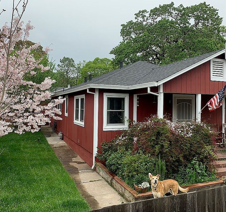 1st image of 315 Crest Way