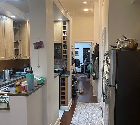 3rd image of 413 E 72nd St APT 3AD