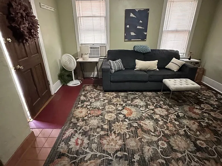 1011B N Corona St — Photo 4