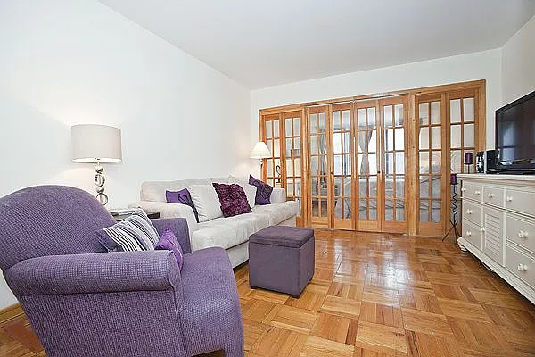 Rented by Manhattan Boutique Real Estate | media 16