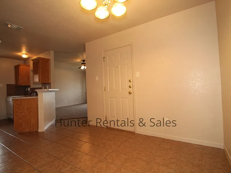 3507B Dustin Ct — Photo 7