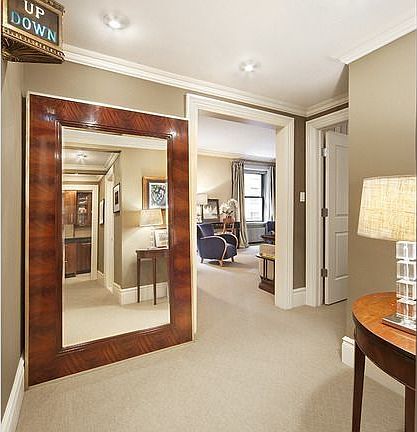 3rd image of 135 W 58th St APT 5B