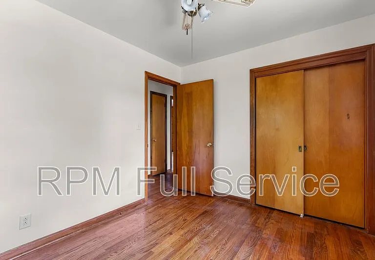 570 Carol Dr — Photo 21