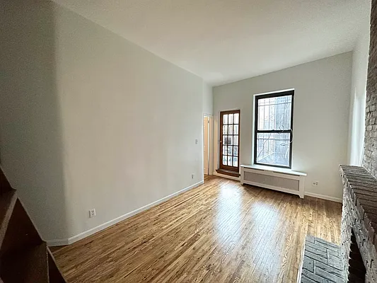 Rented by Guidance Realty Corp. | media 8