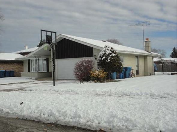 2nd image of 17151 Langley Ave