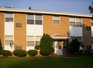 1425 S Taylor St #2, Green Bay, WI 54304