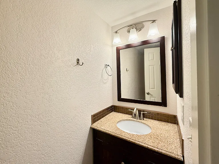 E Rice Pl — Photo 8