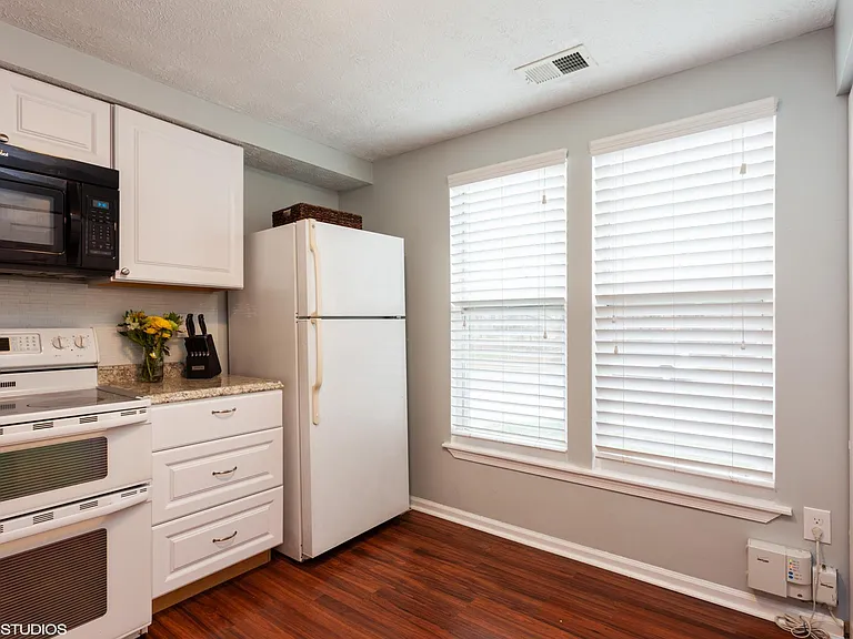 9504 Quarry Bridge Ct — Photo 5