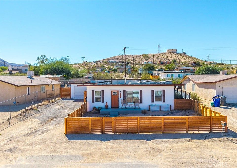 1st image of 6688 Oasis Ave