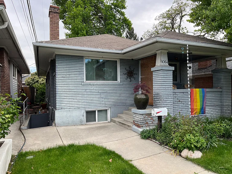 1064 E Hollywood Ave — Photo 17