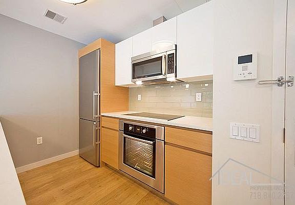 5th image of 579 6th Ave