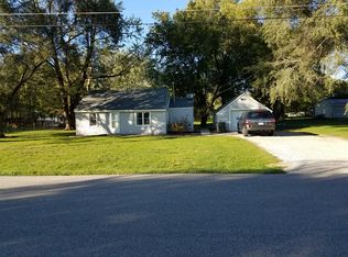 1227 Roosevelt St, Waterloo, IA 50707