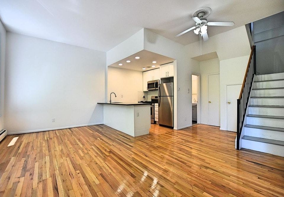 1st image of 311 Atlantic Ave #3
