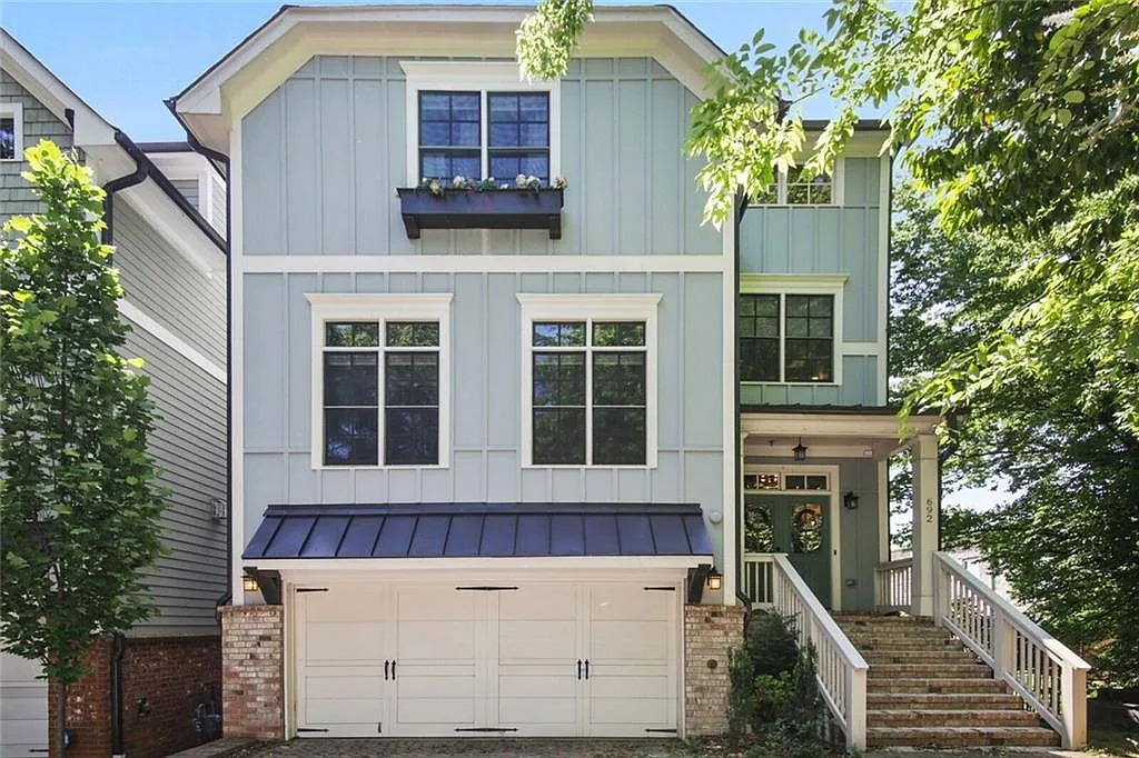 4 bed, 3.5 bath, 2217 sqft, $8,500 — Photo 2